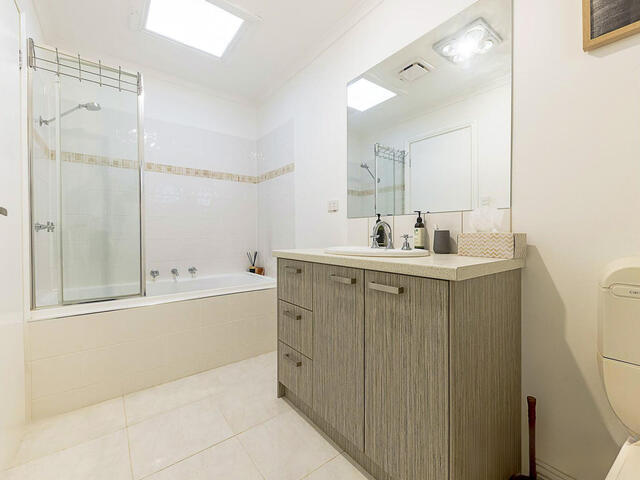 Main bathroom